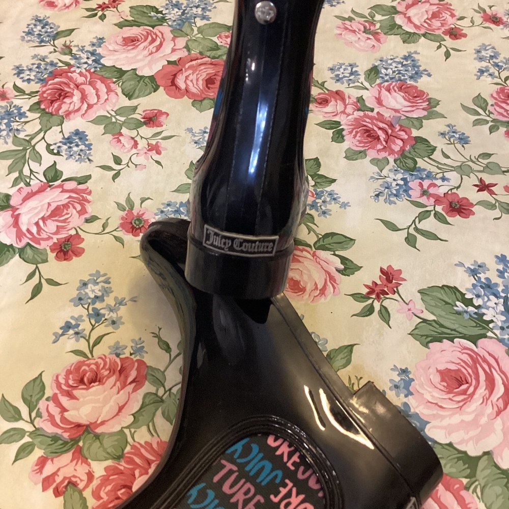 Never worn Juicy Couture black rain boots